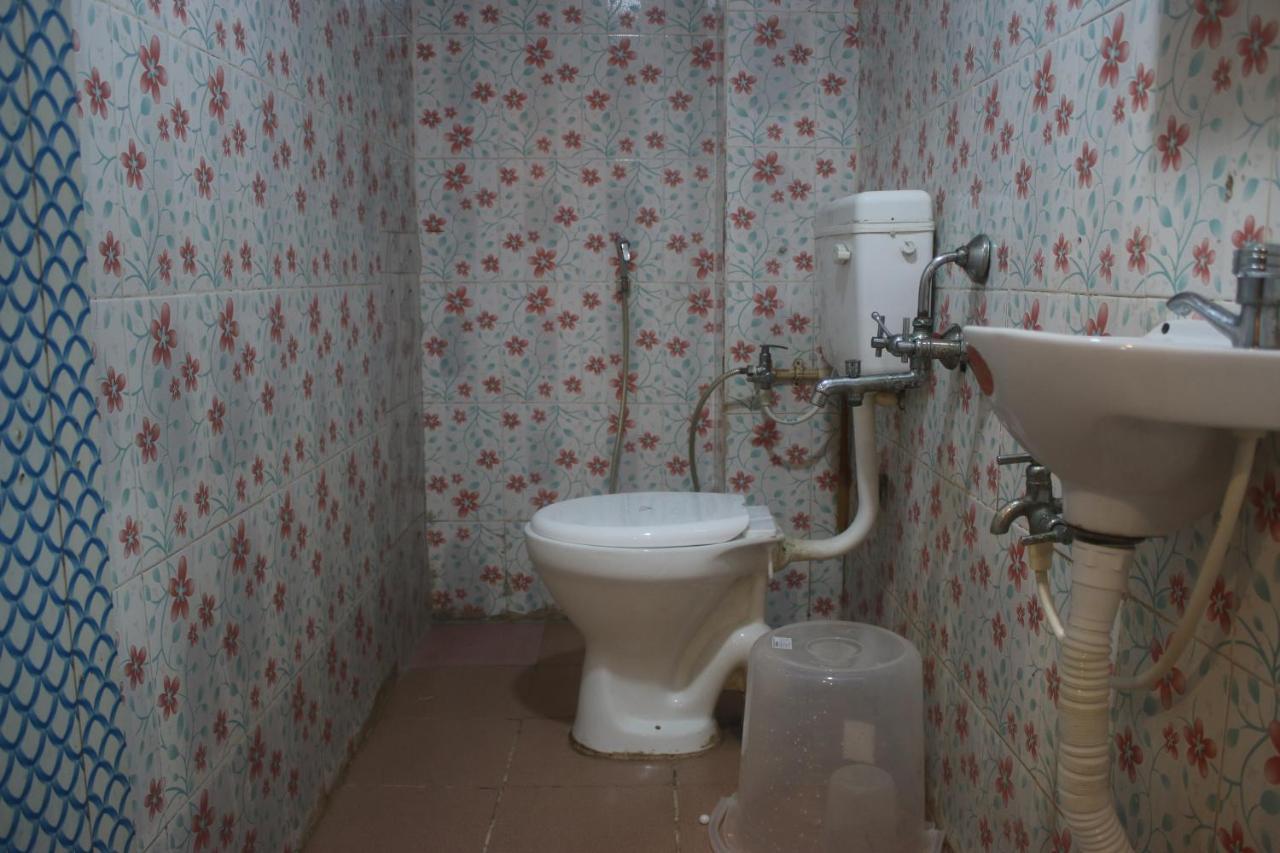 Hotel Sikara, Kumbakonam Extérieur photo