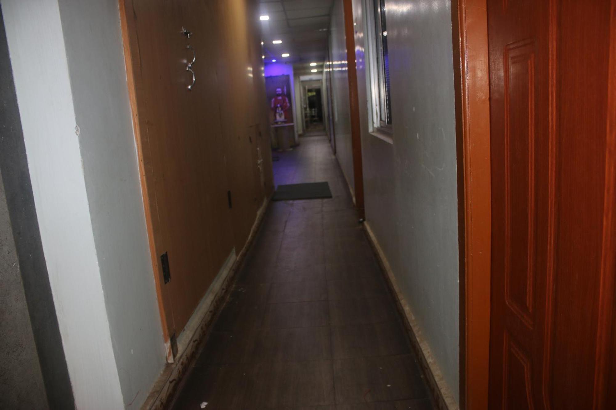 Hotel Sikara, Kumbakonam Extérieur photo